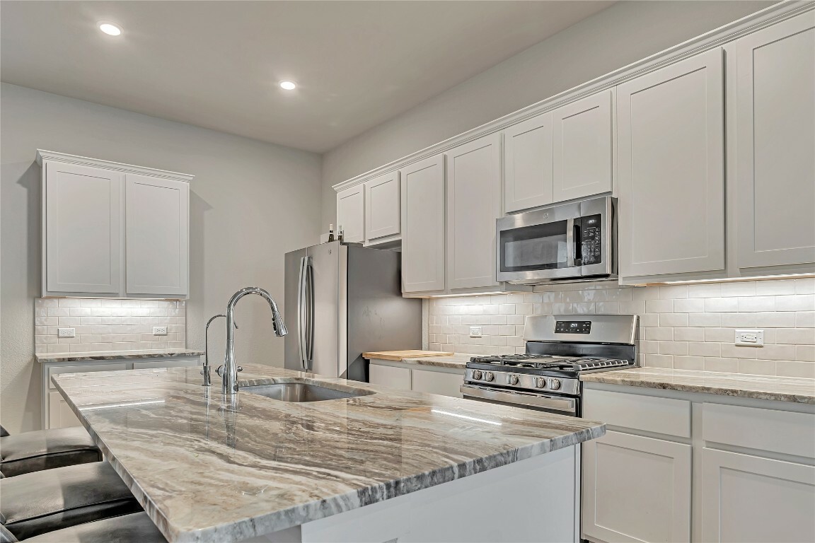 Property Photo: 175 Brooks Ranch Drive TX 78640