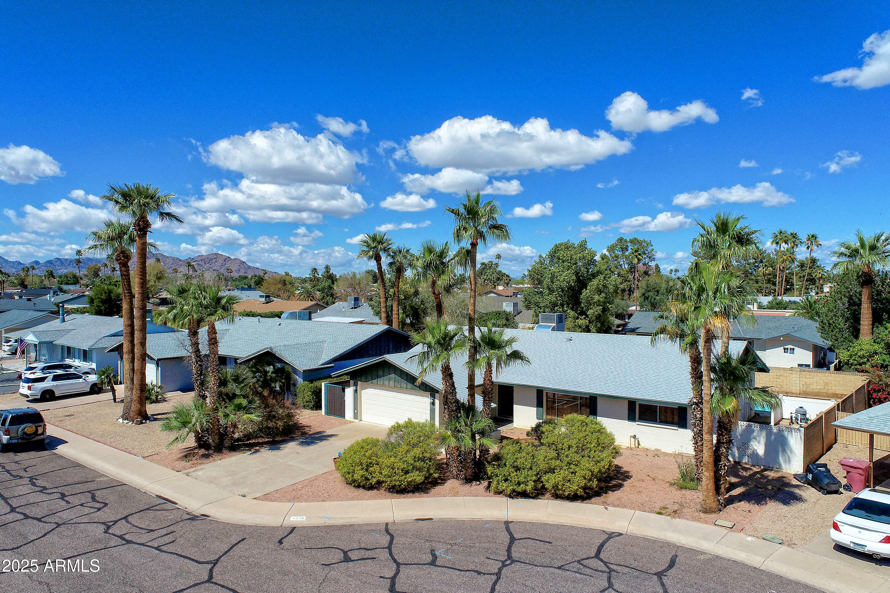 Property Photo: 8326 E Valley View Road AZ 85250