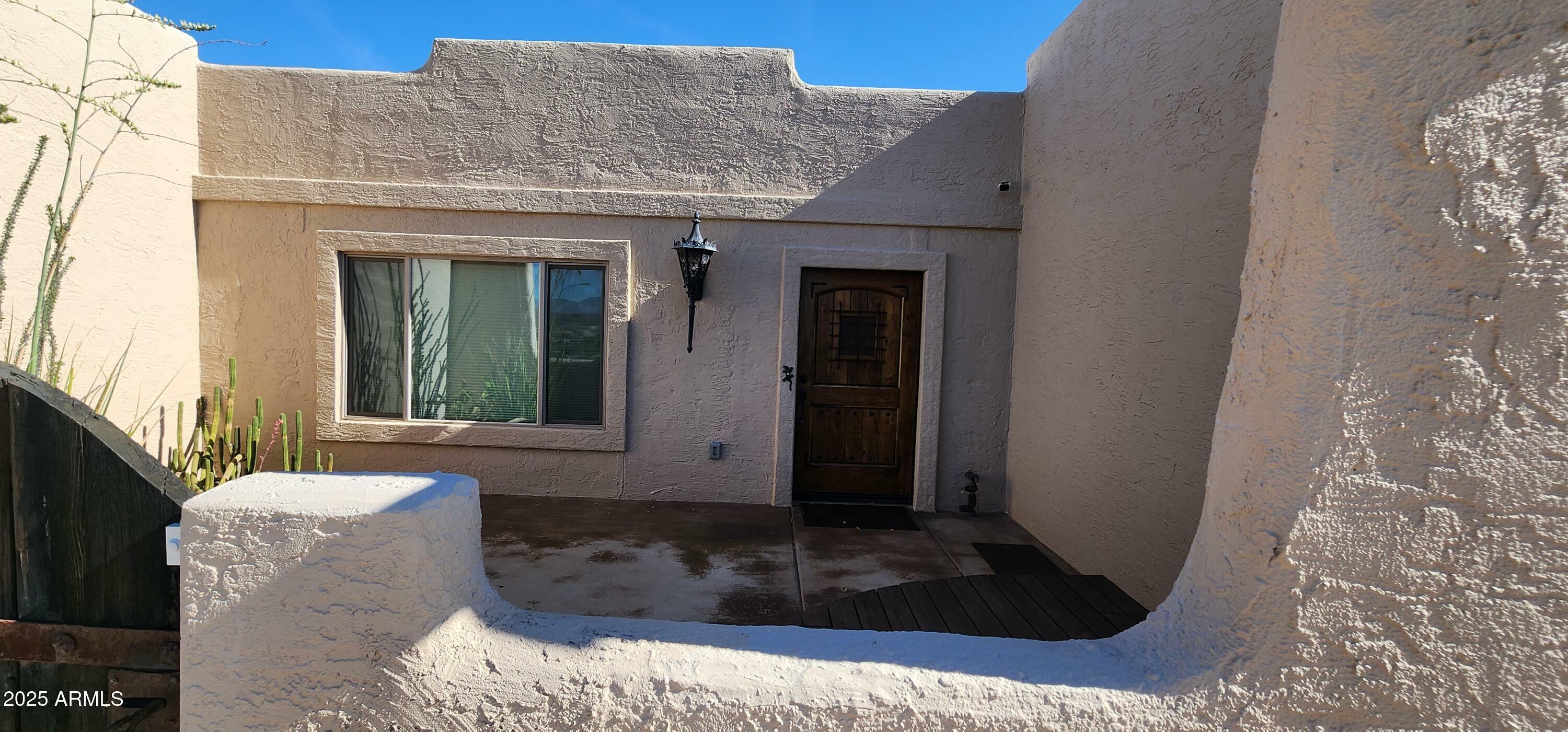 Property Photo: 600 N Mariposa Drive AZ 85390