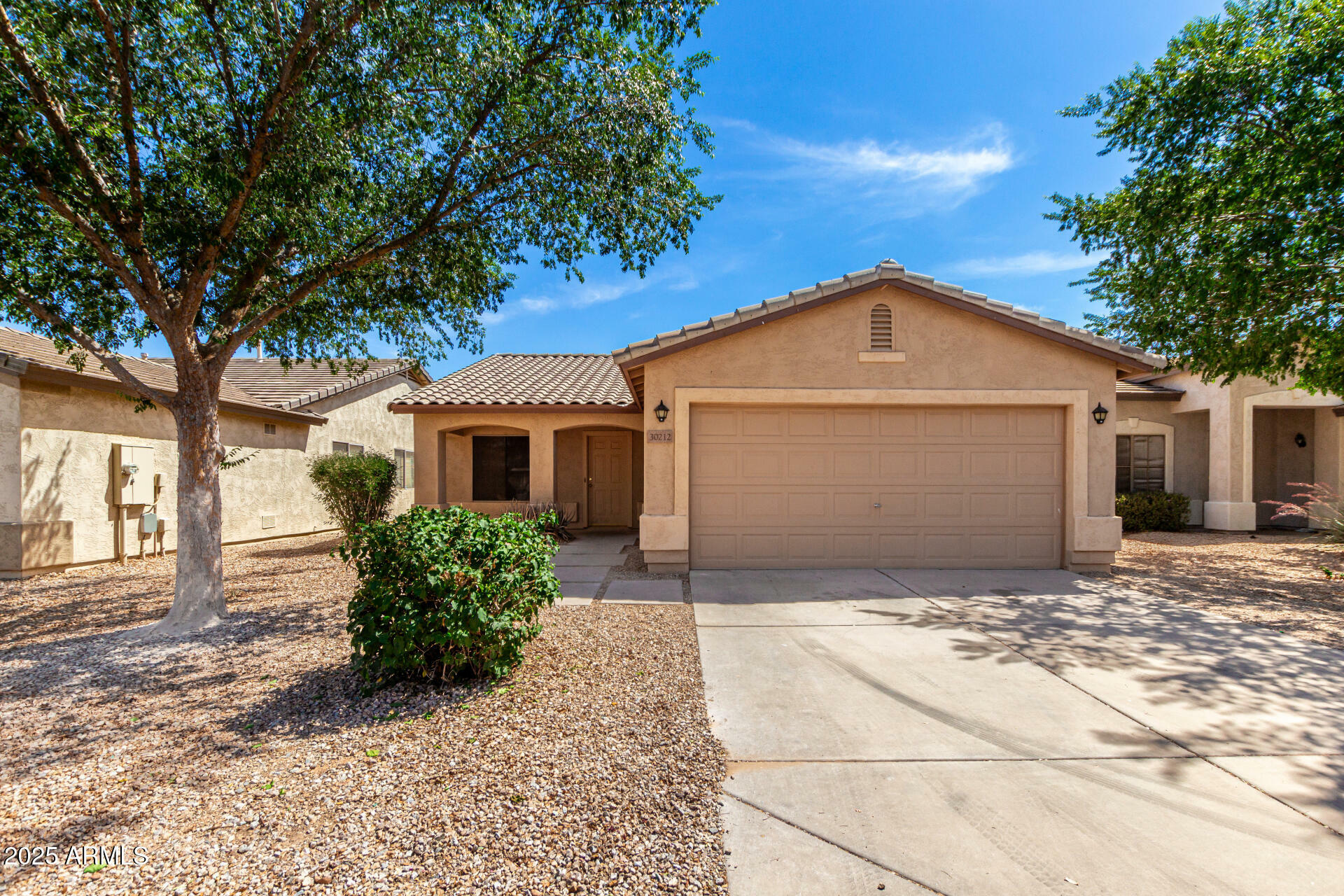 Property Photo: 30212 N Sunray Drive AZ 85143