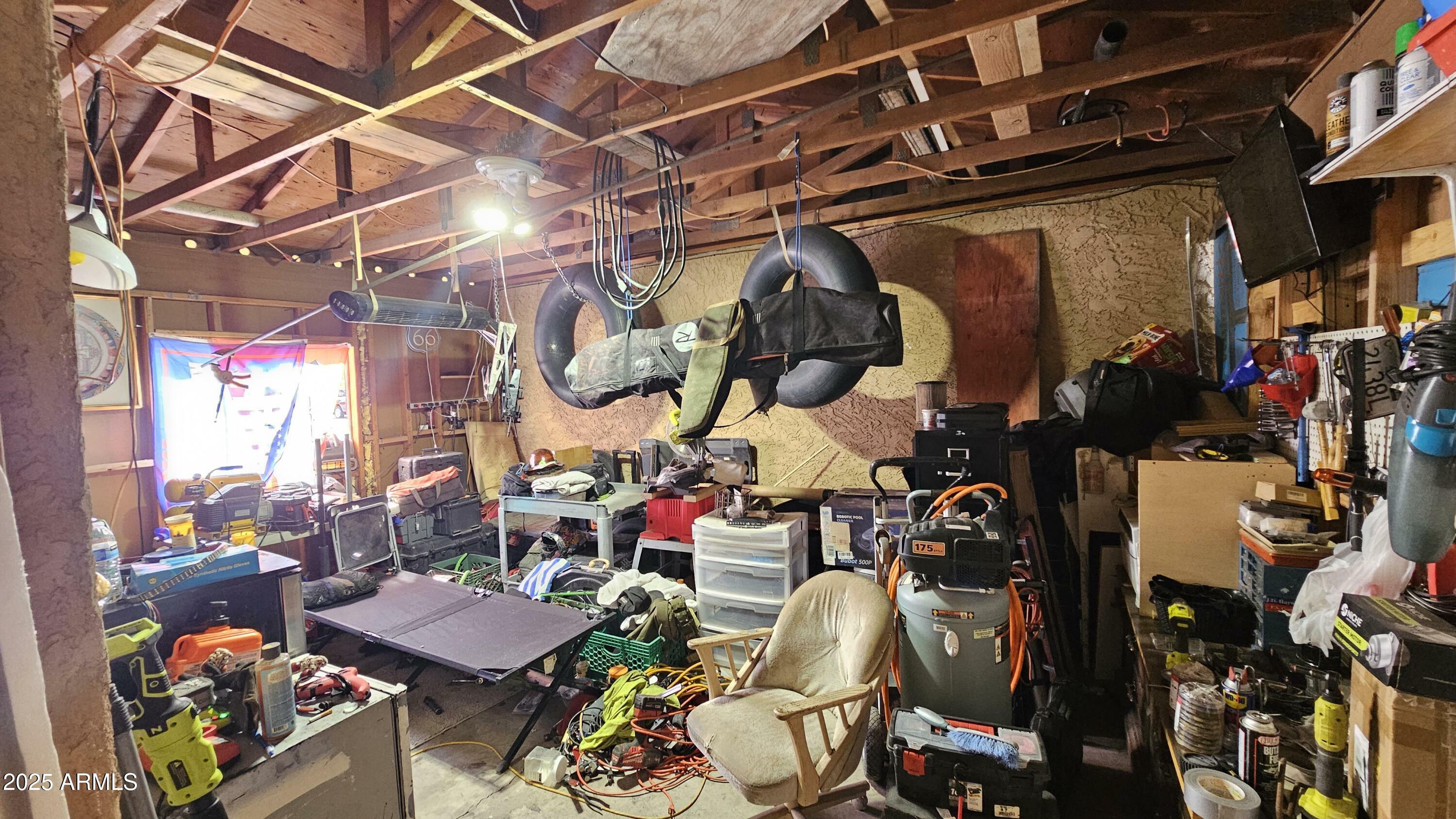 Property Photo:  604 W Emelita Avenue  AZ 85210 