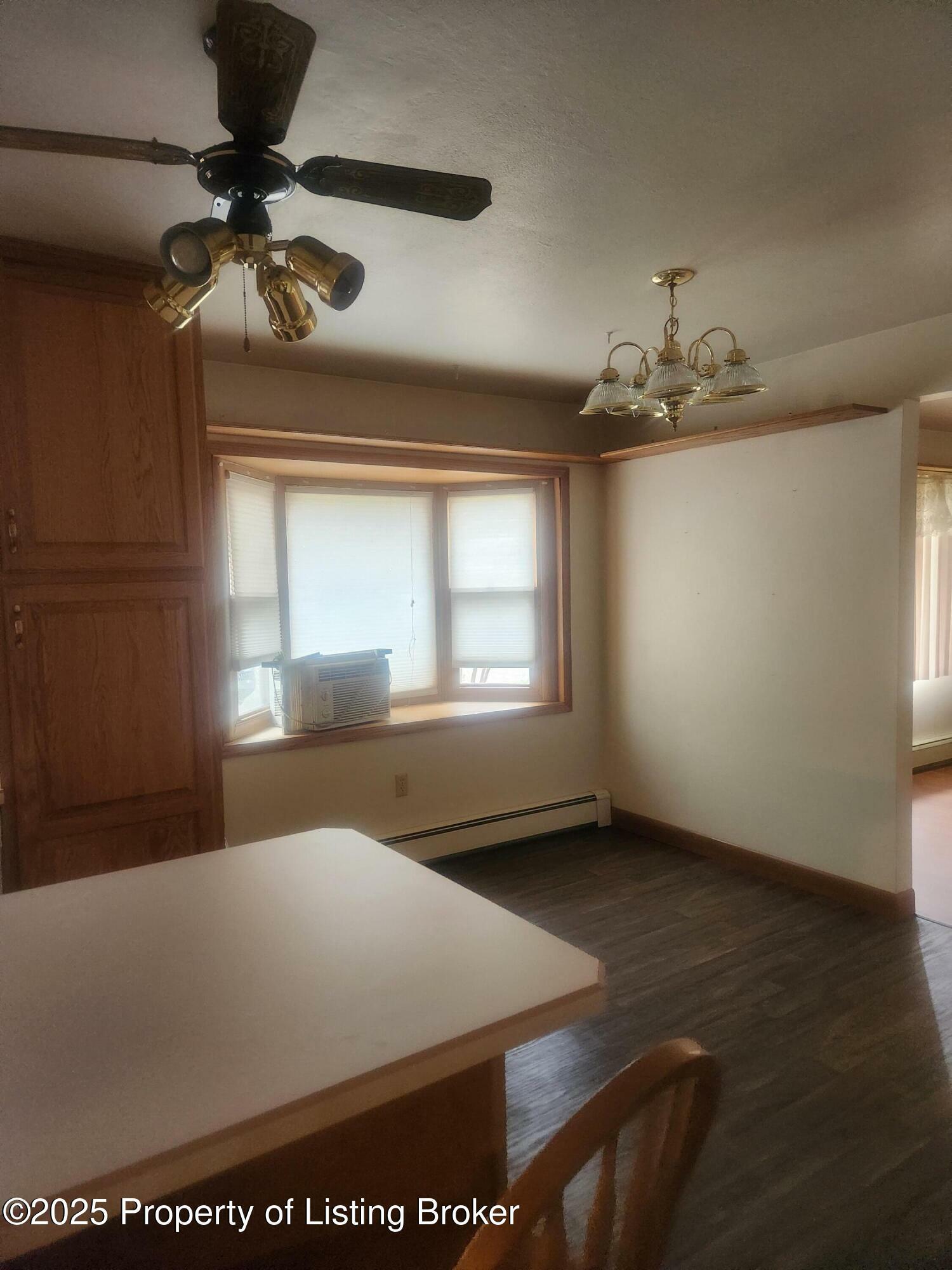 Property Photo: 214 3rd Avenue E ND 58562
