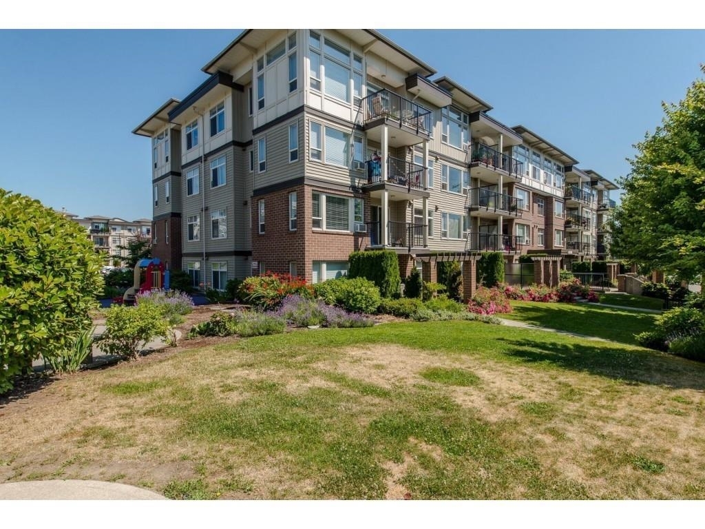 Property Photo: 46289 Yale Road 114 BC V2P 0B9