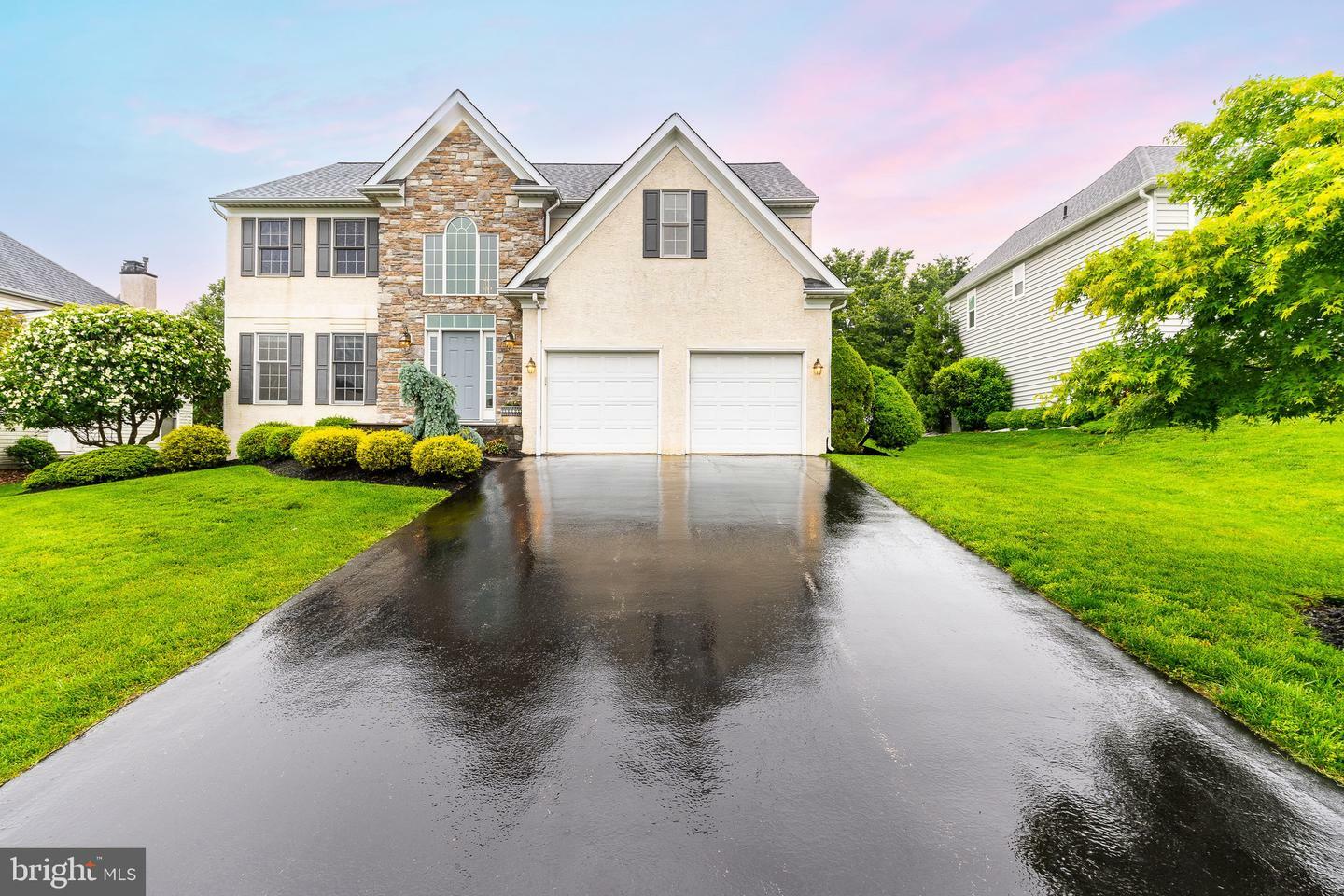 Property Photo: 530 Olivia Way PA 19444