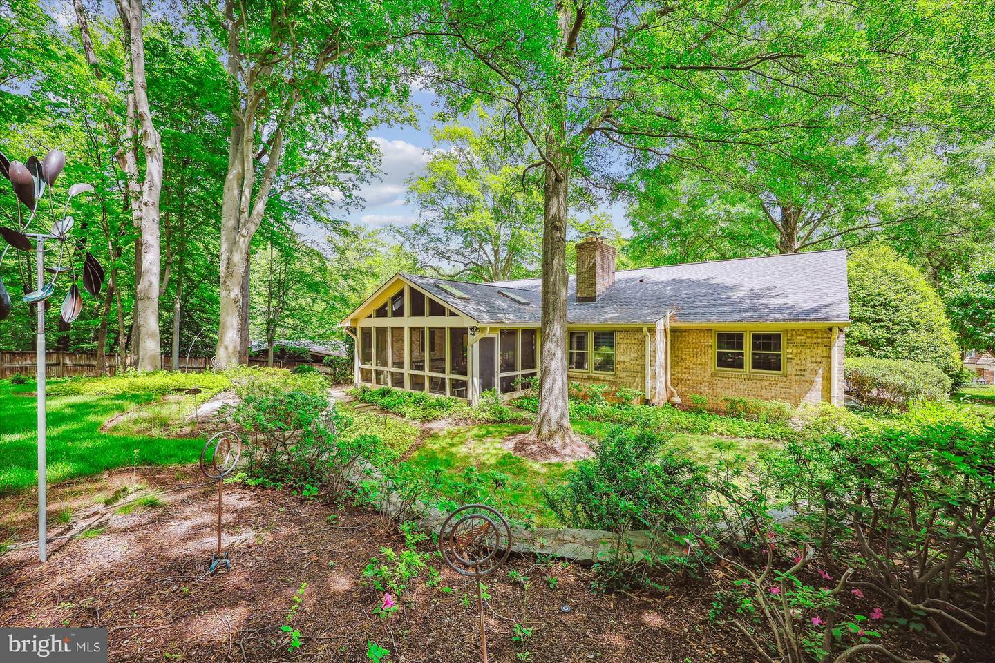 Property Photo: 7411 Arrowood Road MD 20817