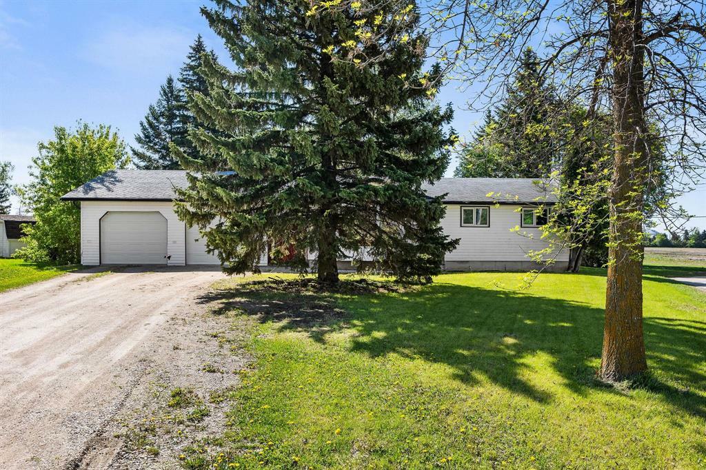 Property Photo: 12 Fillion Street MB R0G 2B0