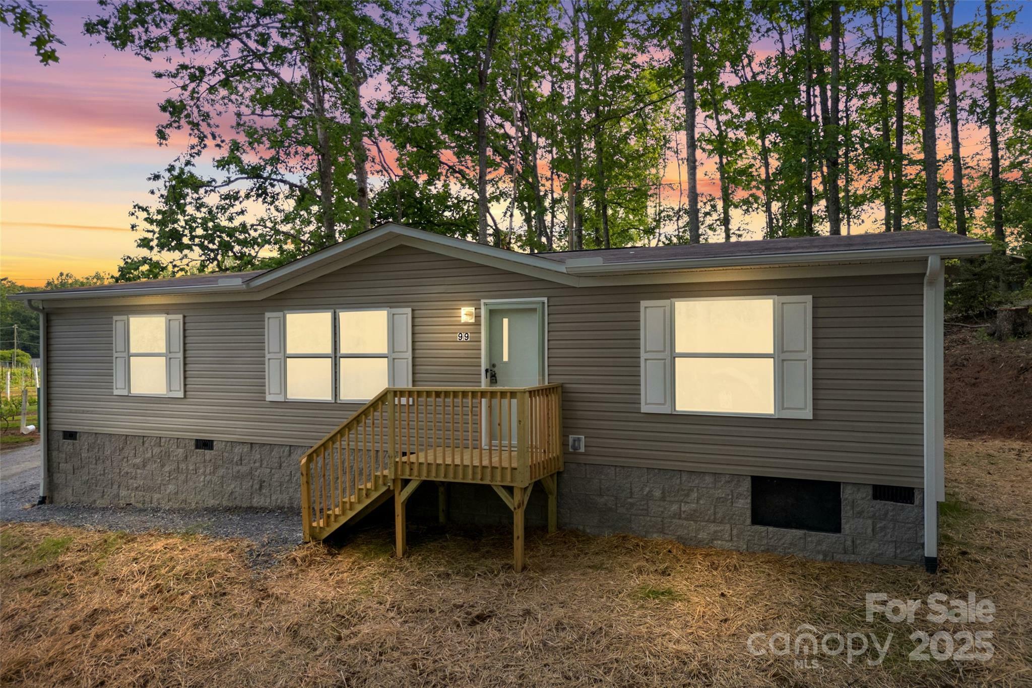 99 Sandy Hill Lane  Hendersonville NC 28792 photo