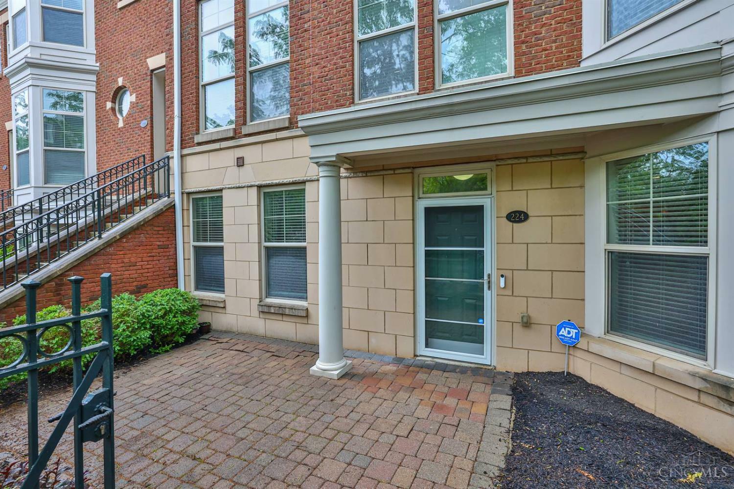 Property Photo: 224 Stetson Street OH 45219
