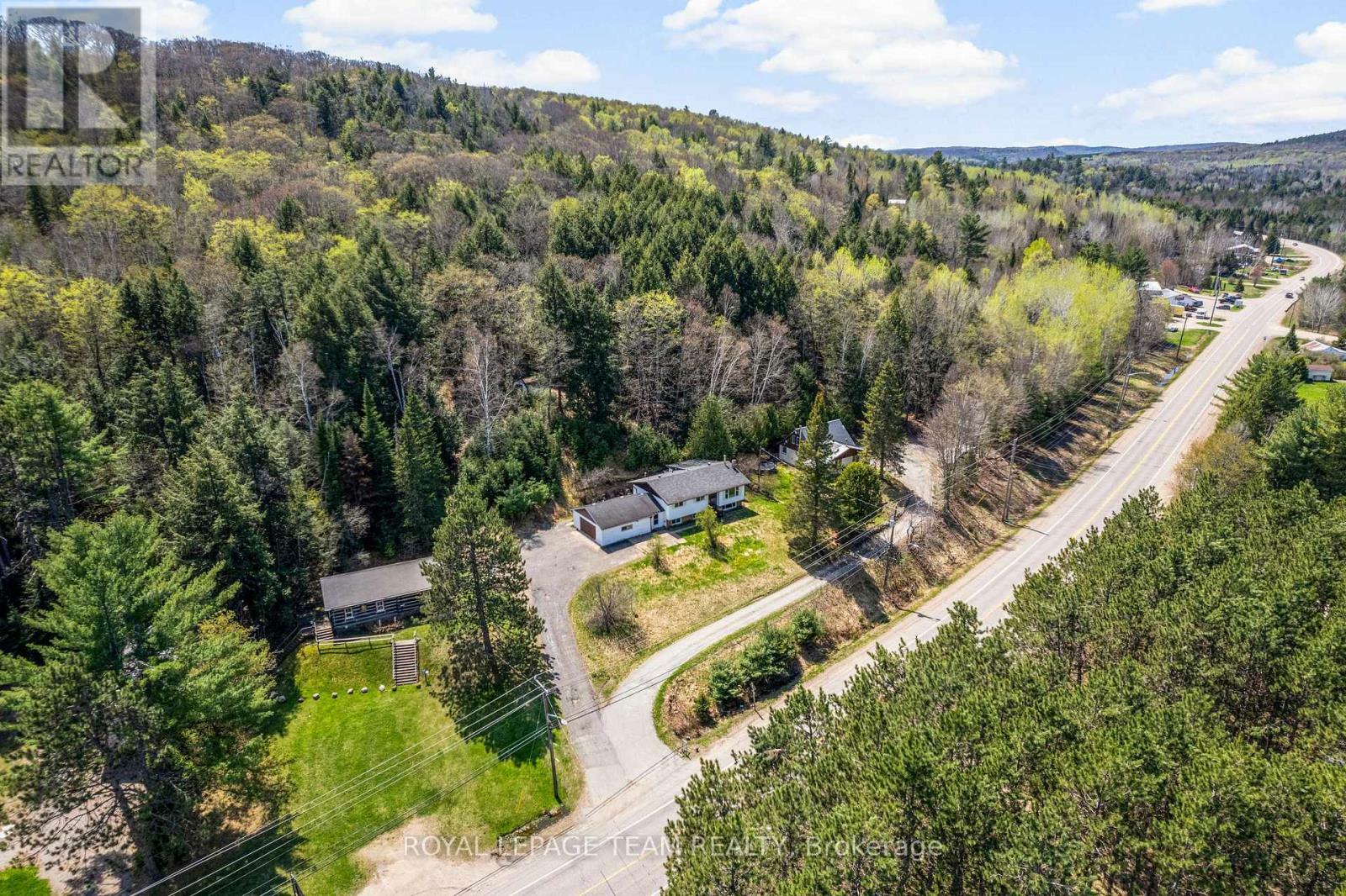 Property Photo: 39220 Combermere Road ON K0J 1L0