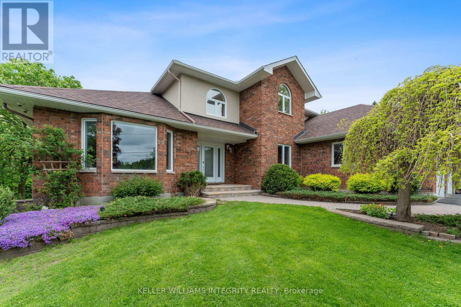 Property Photo: 1893 Rideau Road ON K1X 1E1