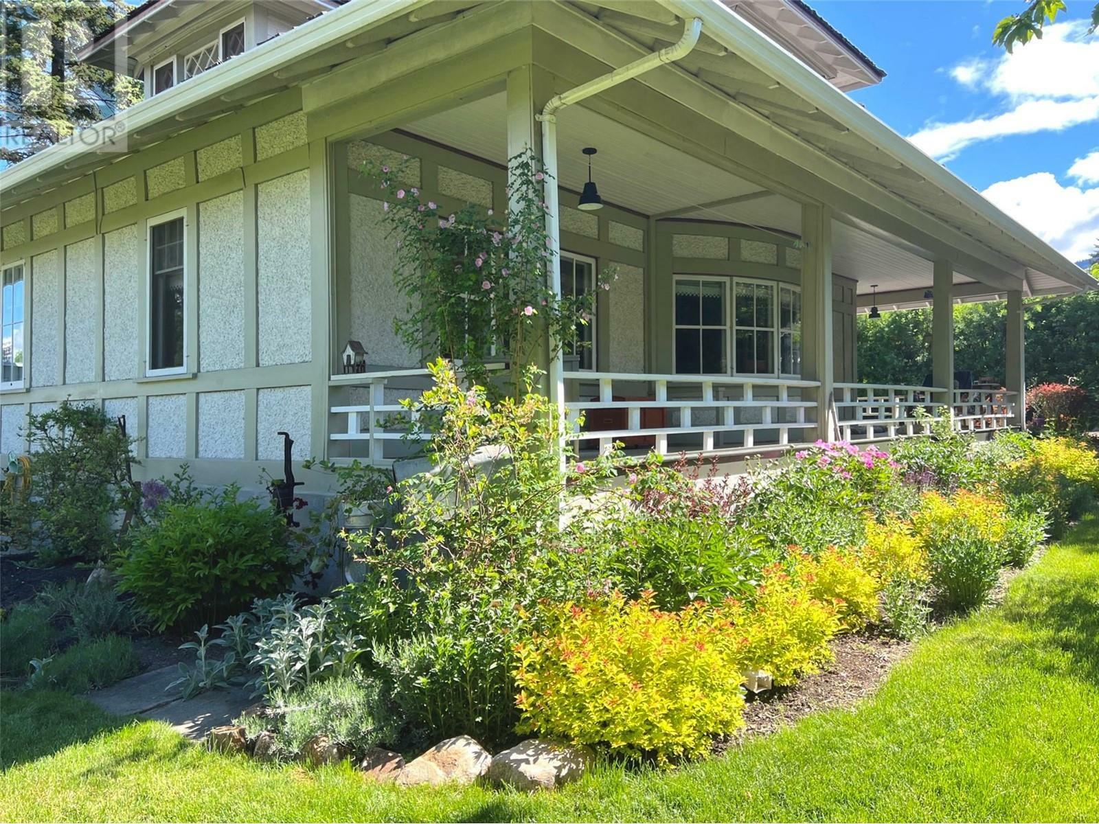 Property Photo: 3502 23 Street BC V1T 9C6