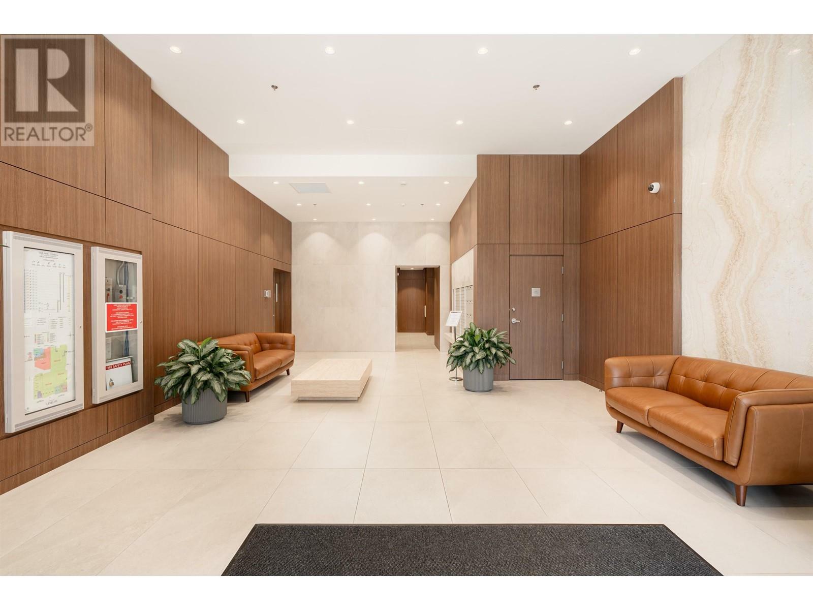 Property Photo:  6655 Buswell Street 408  BC V6Y 0M4 