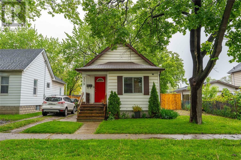Property Photo: 339 Vidal Street South ON N7T 2V1