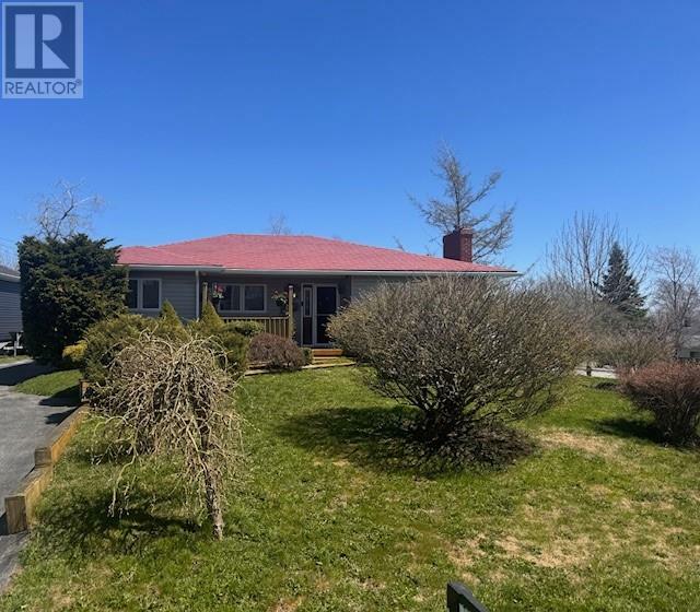 258 Elizabeth Drive  Gander NL A1V 1J4 photo