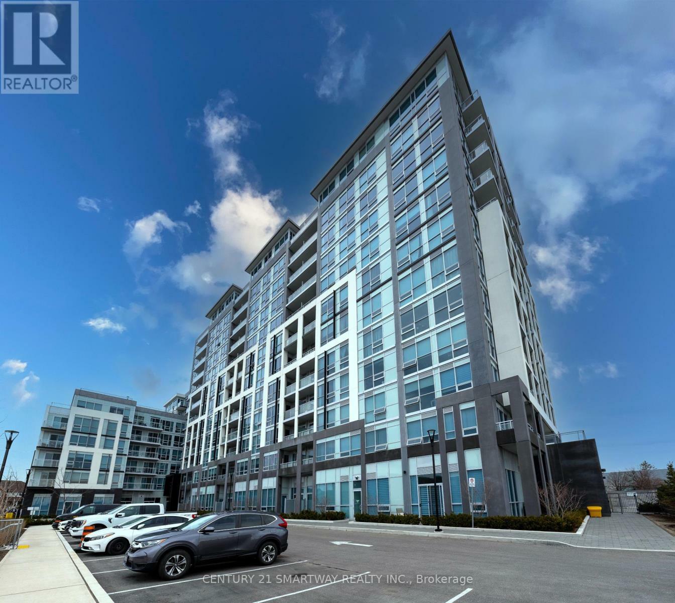 Property Photo:  1050 Main Street 909  ON L9T 9M3 