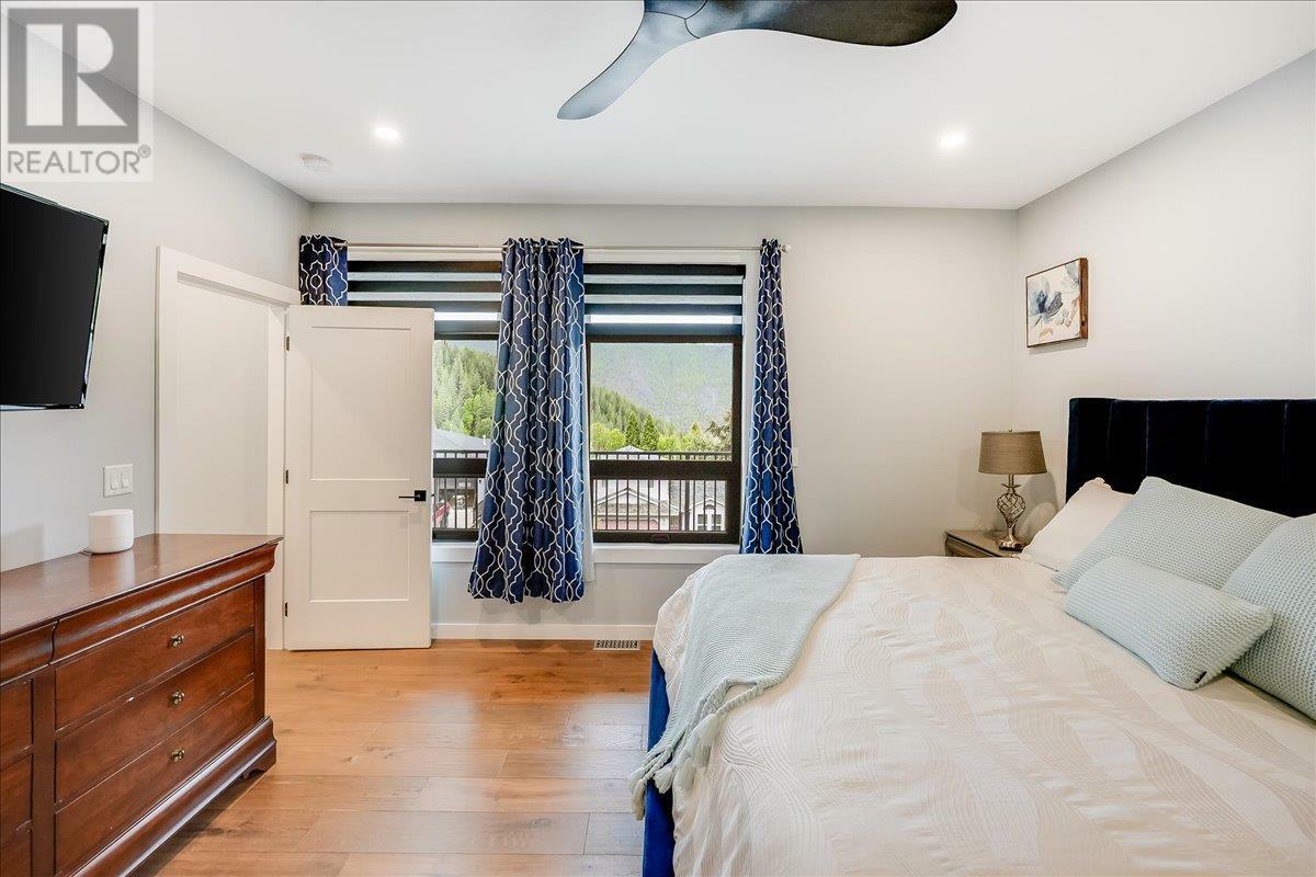 Property Photo: 2391 McBride Street BC V1R 3A6