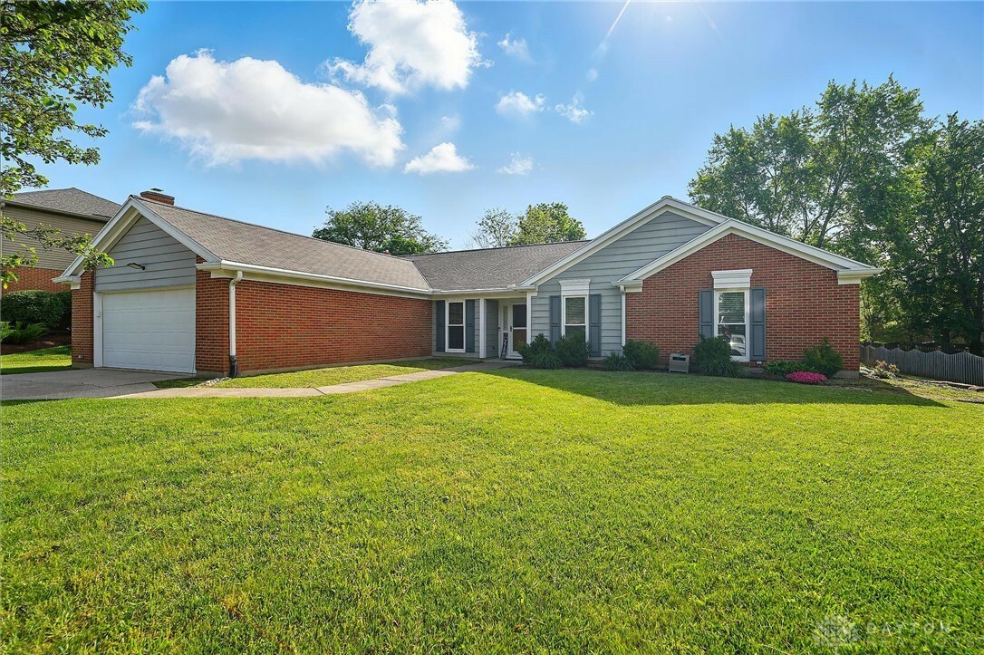 Property Photo: 601 Tara Oaks Drive OH 45042