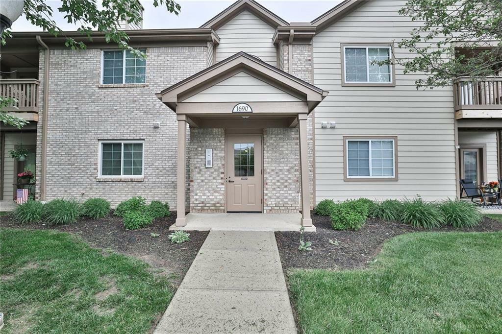 Property Photo: 1690 Piper Lane 206 OH 45440