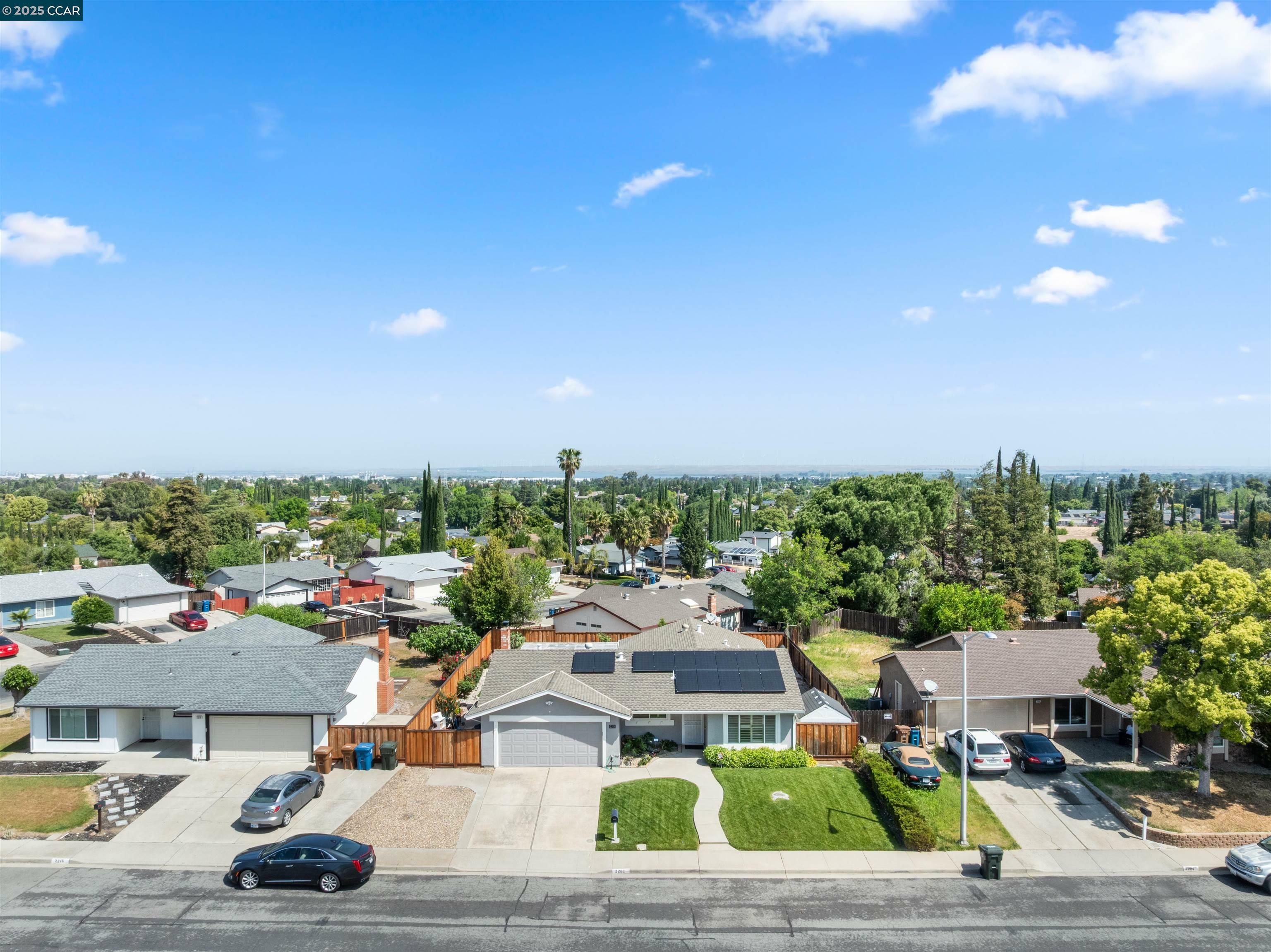 Property Photo: 2208 Hamlin Dr CA 94509