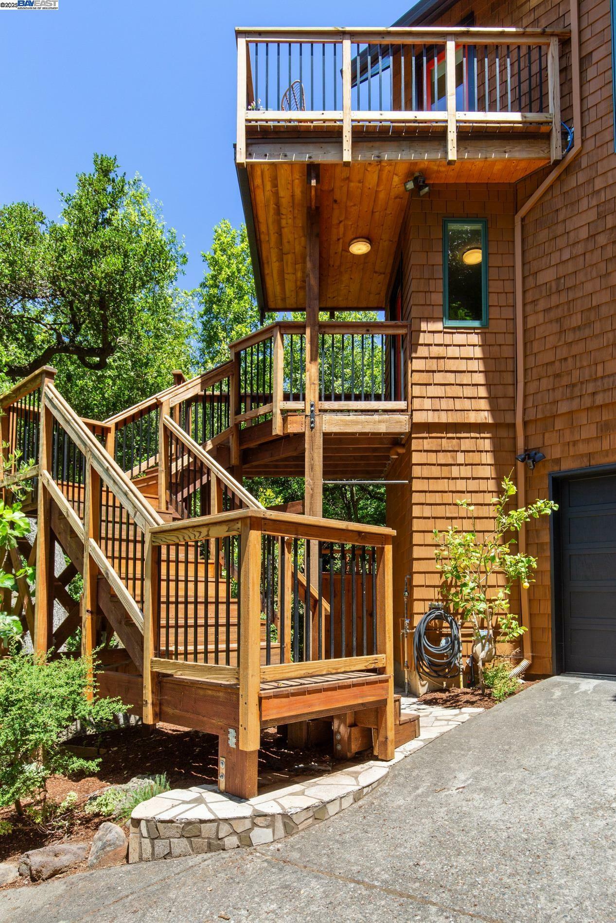 Property Photo: 7380 Claremont Ave CA 94705