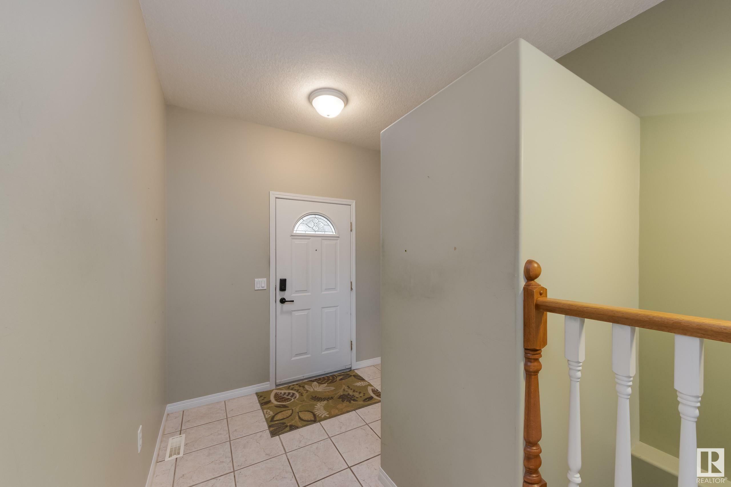 Property Photo:  122 Falconer Court NW  AB T6R 2V8 