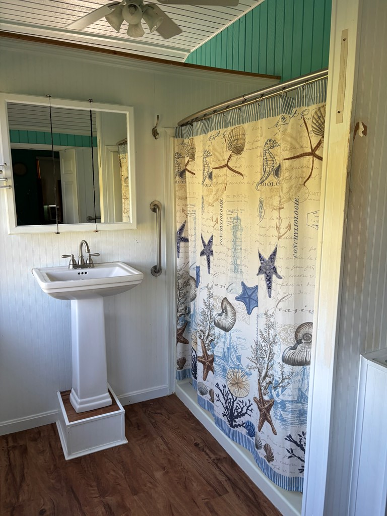 Property Photo: 3560 Captains Corridor VA 23356