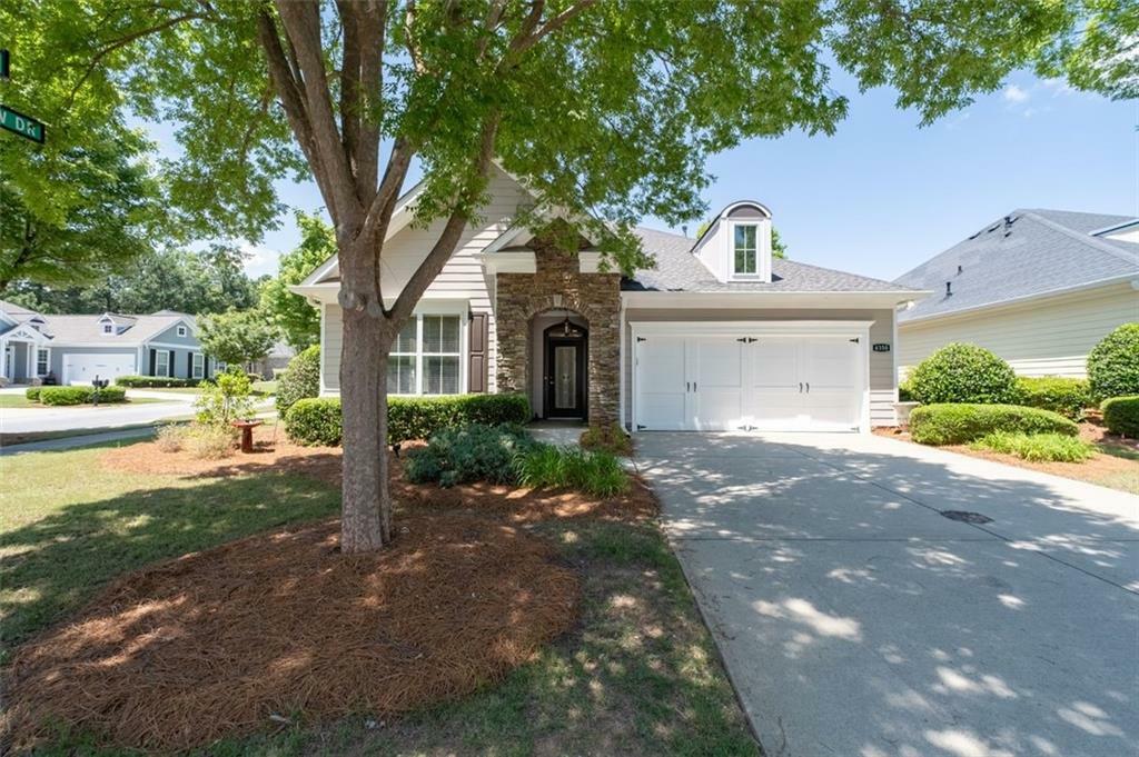 Property Photo: 6350 Manningtree Court GA 30041