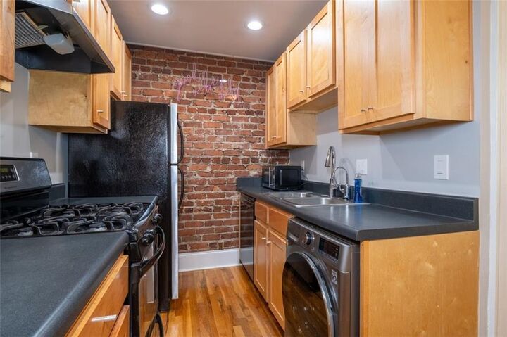 Property Photo: 733 Frederica Street NE 17 GA 30306