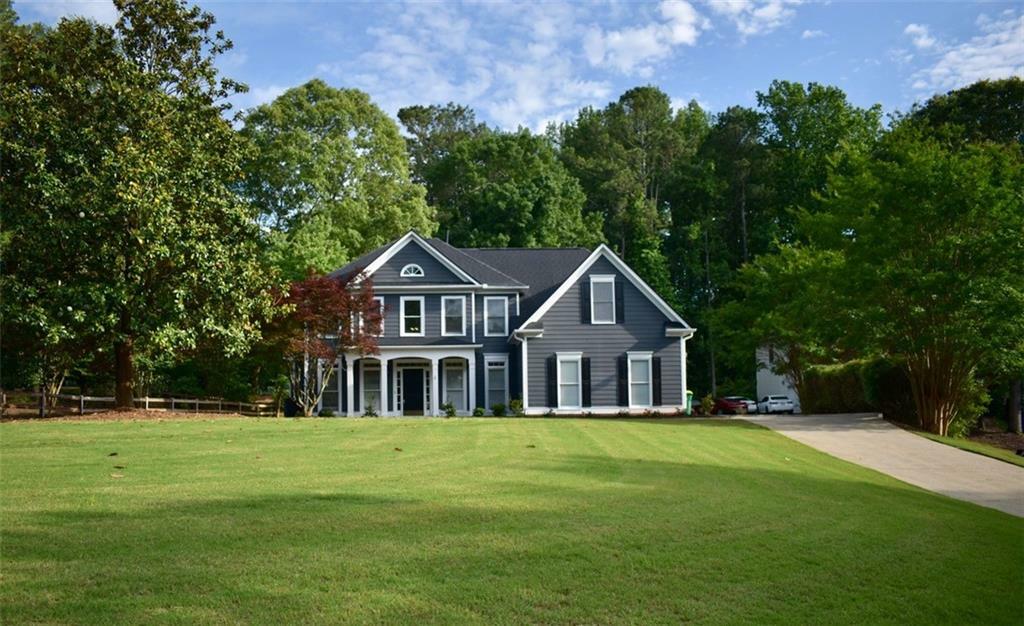 Property Photo: 219 Maple Creek GA 30188