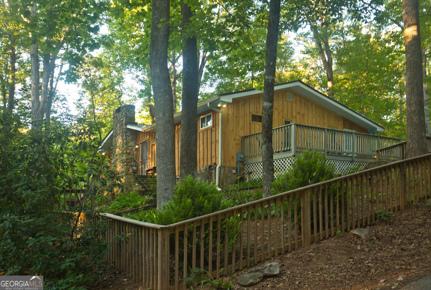 Property Photo: 407 Hillside Drive GA 30525