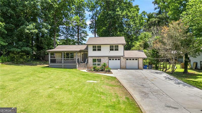 Property Photo: 919 Rock Oak Lane GA 30046