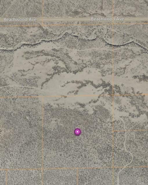 Property Photo: Vic E Arroyo R Ave CA 93501