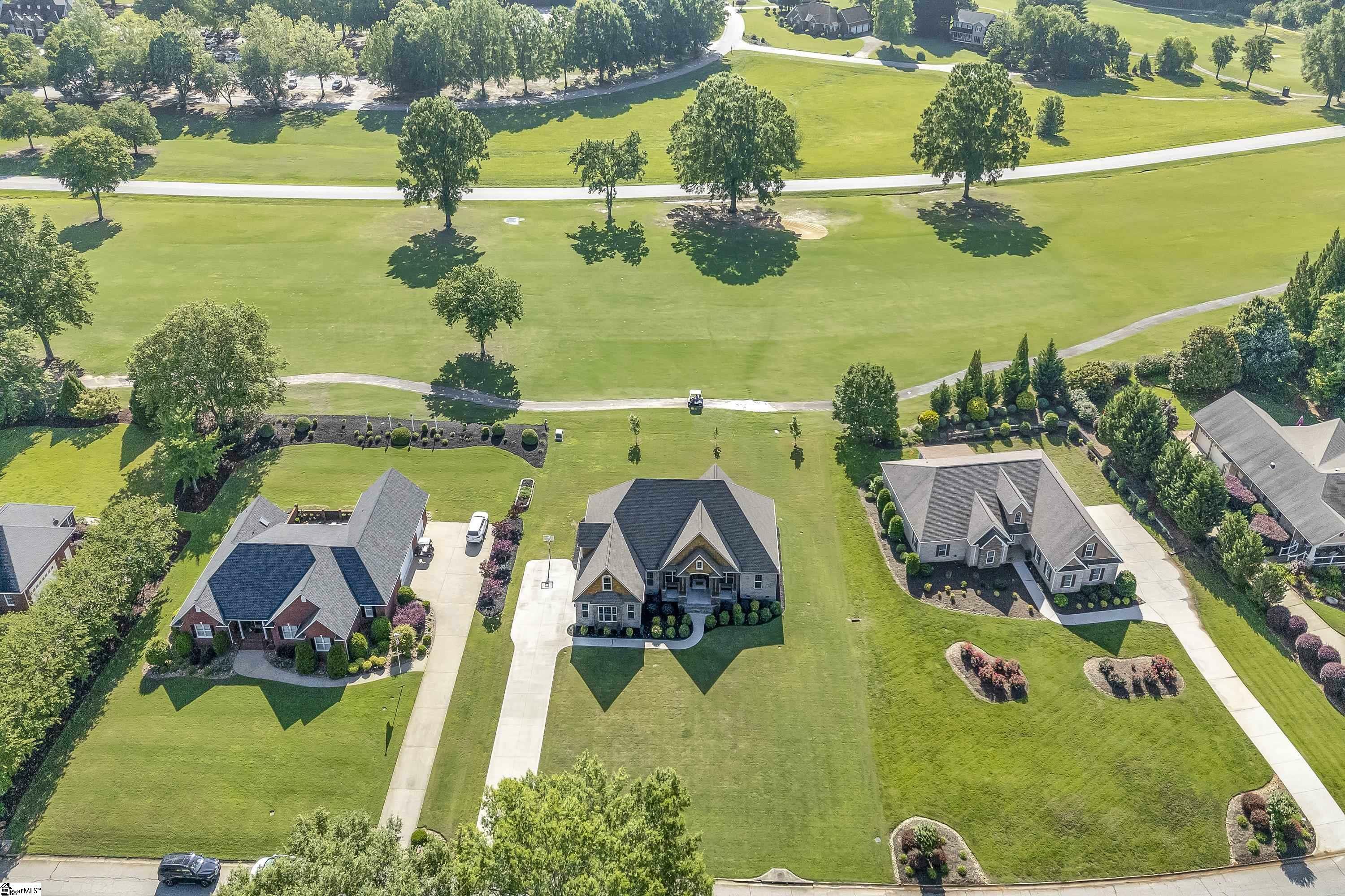 Property Photo: 115 Gleneagles Road SC 29322