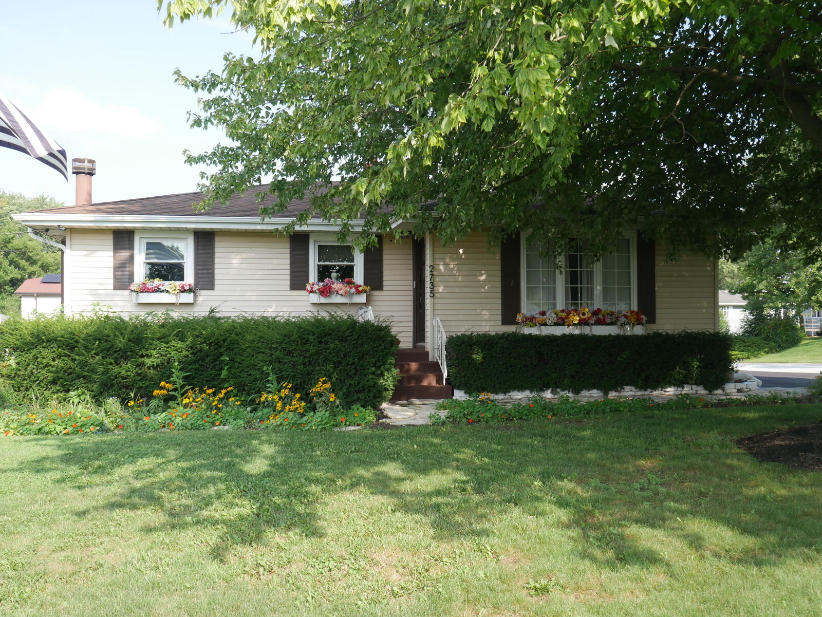 Property Photo: 2735 Hart Street IN 46311