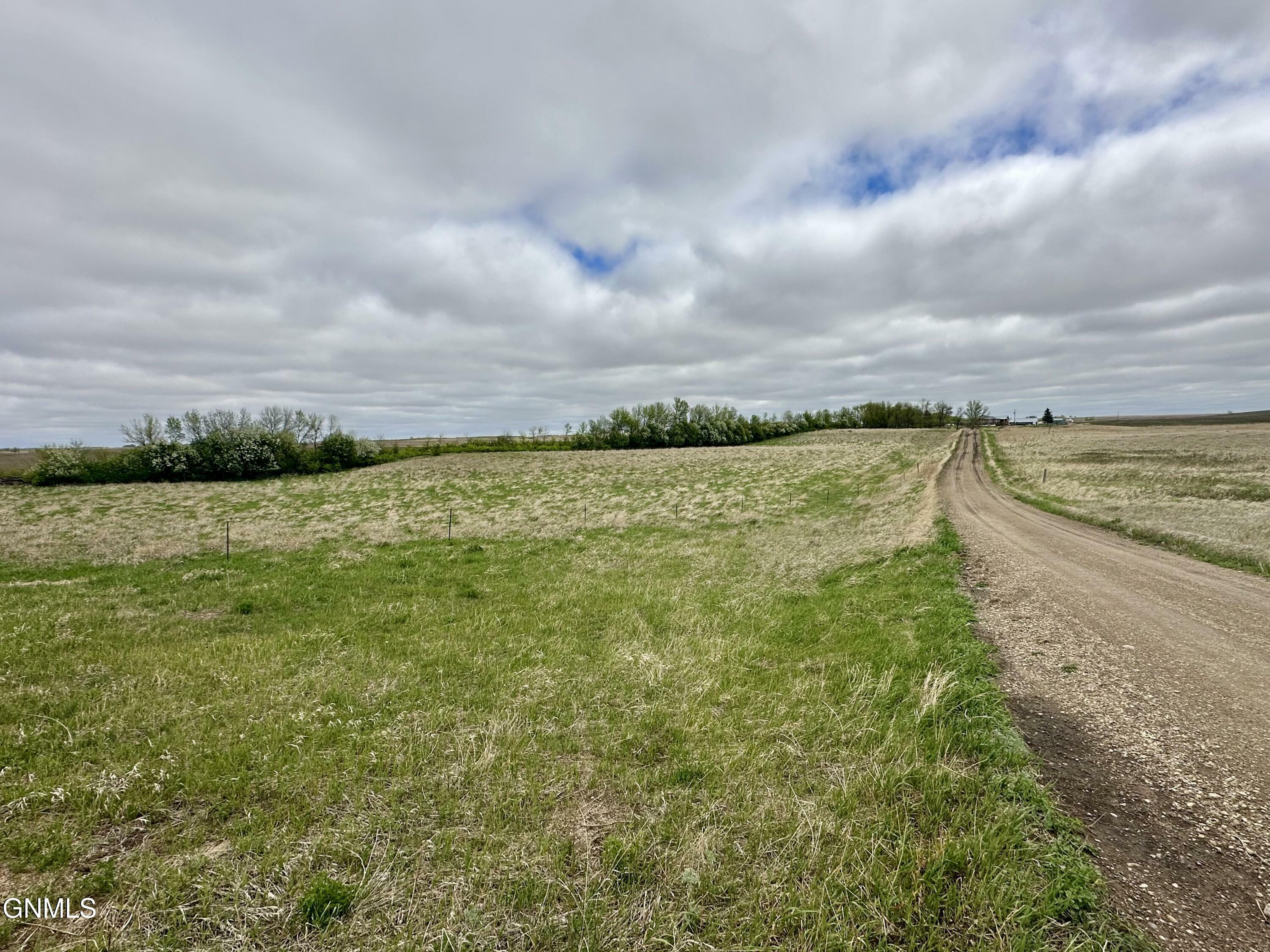 Property Photo: 1632 12th Avenue NW ND 58575