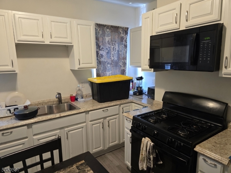 Property Photo: 678 Grove St NJ 07111