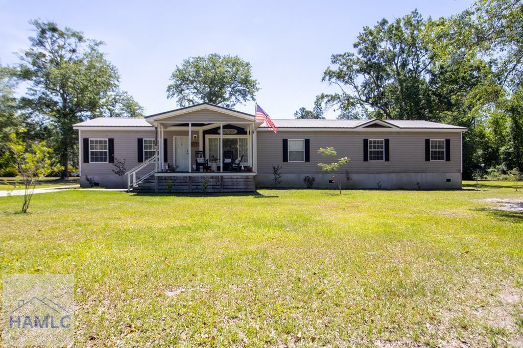 Property Photo: 100 Dusty Trail GA 31543