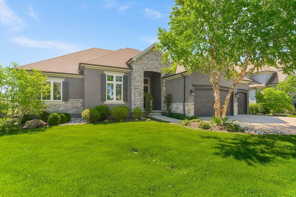 Property Photo: 10417 W 172nd Street KS 66221