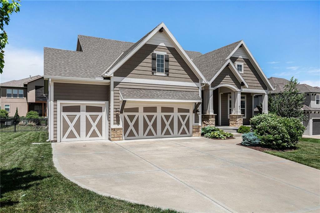 Property Photo:  25072 W 114th Court  KS 66061 