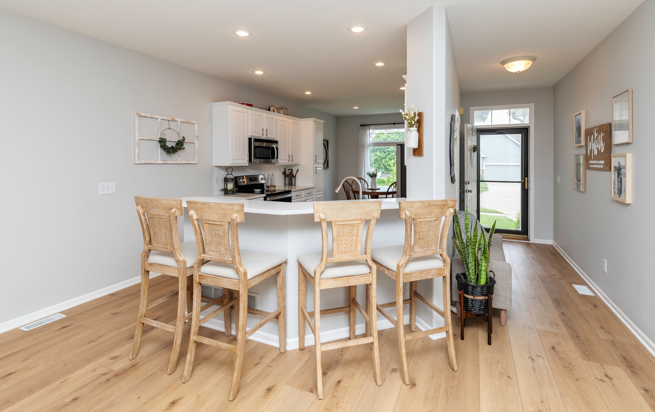 Property Photo: 821 NW 21st Court IA 50023