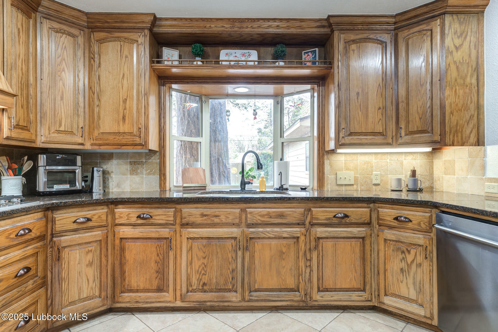Property Photo: 4510 21st Street TX 79407