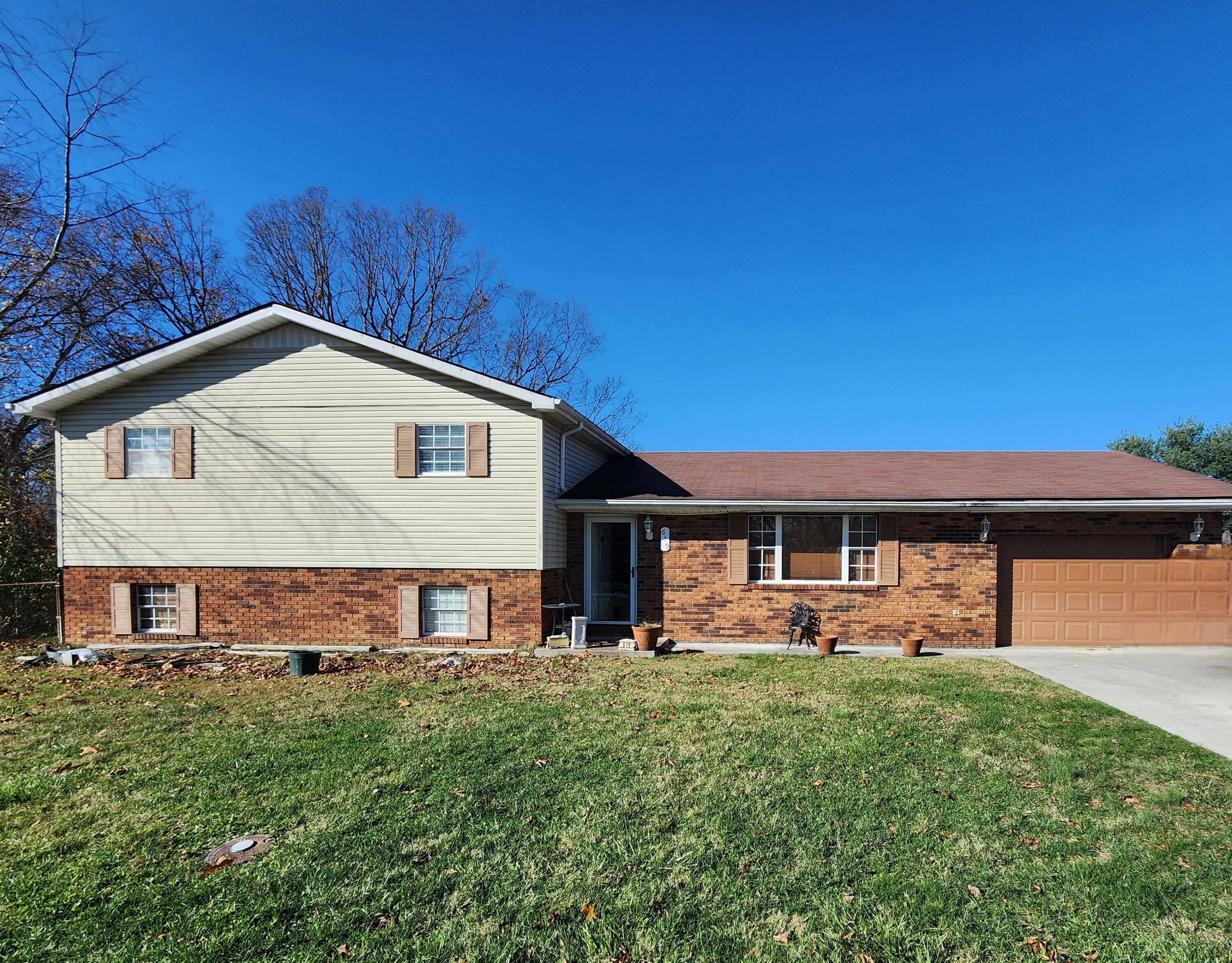 Property Photo: 619 West Greenhill Road KY 41102
