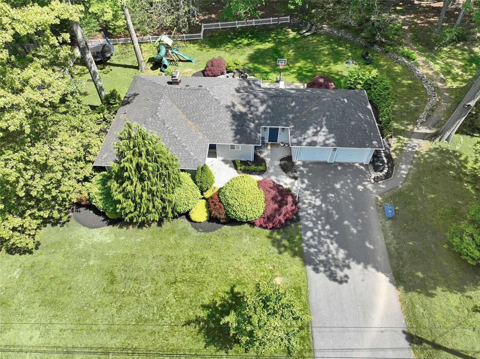 Property Photo: 18 Oakwood Terrace NY 10977