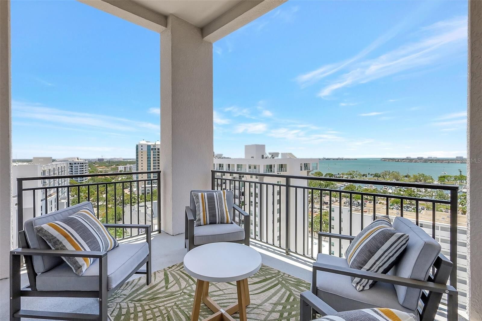 Property Photo:  33 S Palm Avenue 1101  FL 34236 