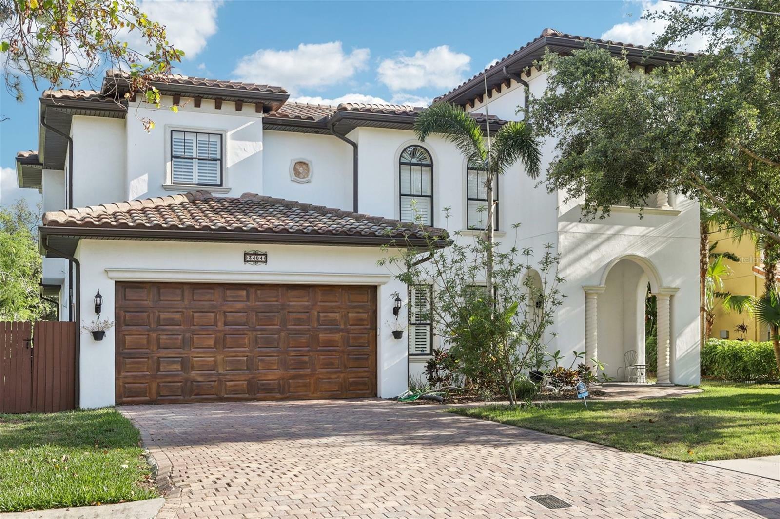 Property Photo: 3404 W Sevilla Street FL 33629