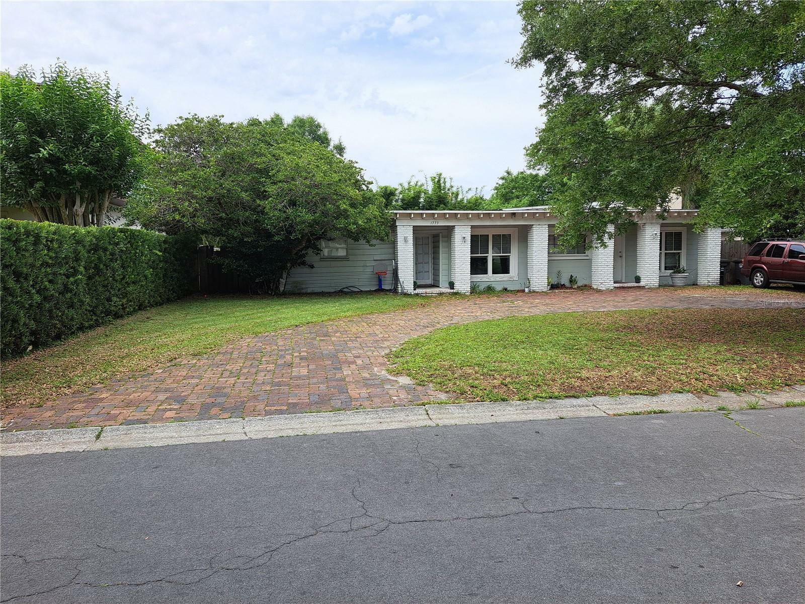 Property Photo: 1773 Walnut Avenue FL 32789