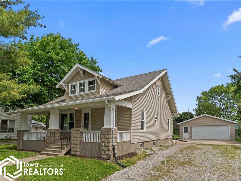 709 E Monroe Street  Mount Pleasant IA 52641 photo