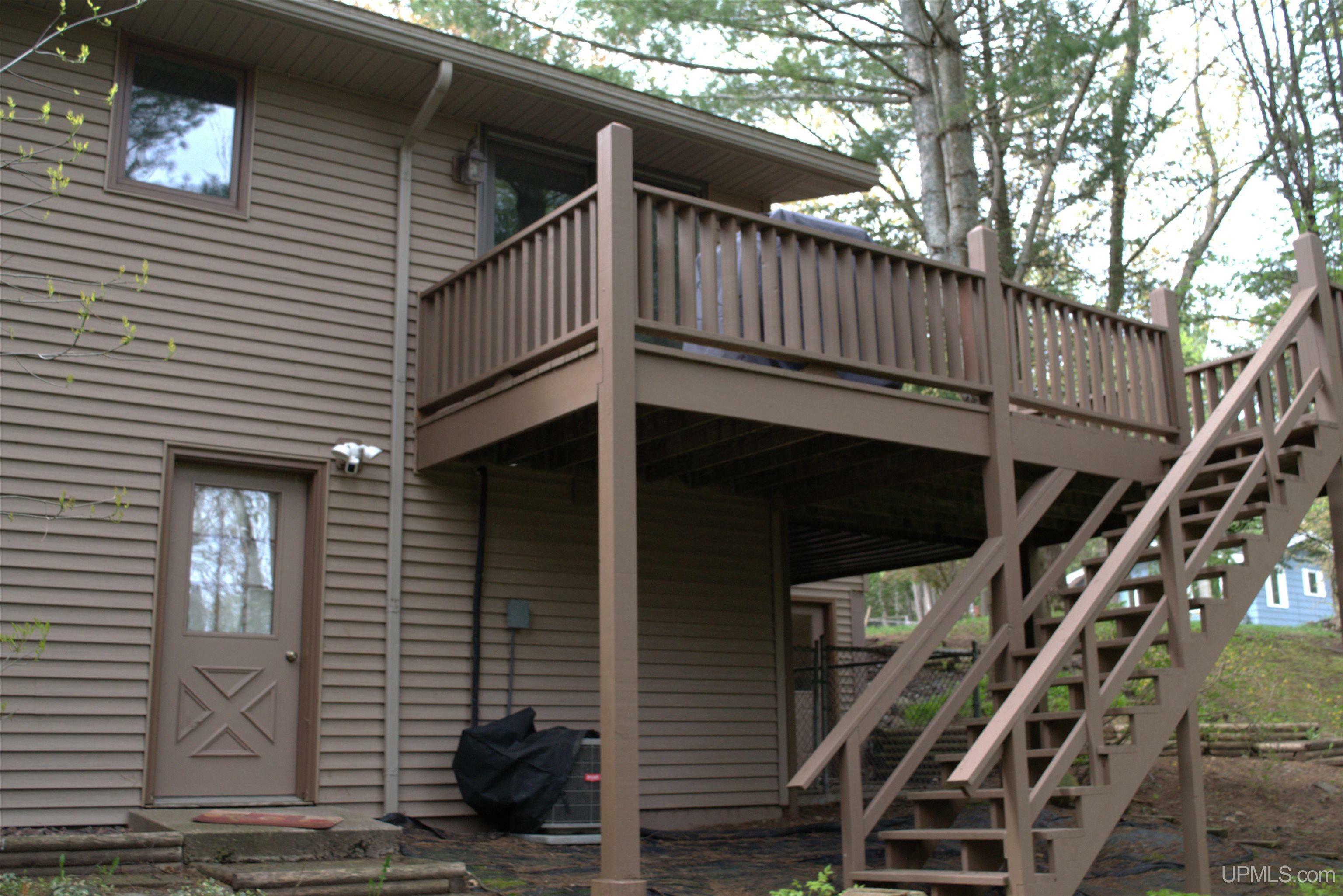 Property Photo:  1001 Spruce Street  MI 49931 
