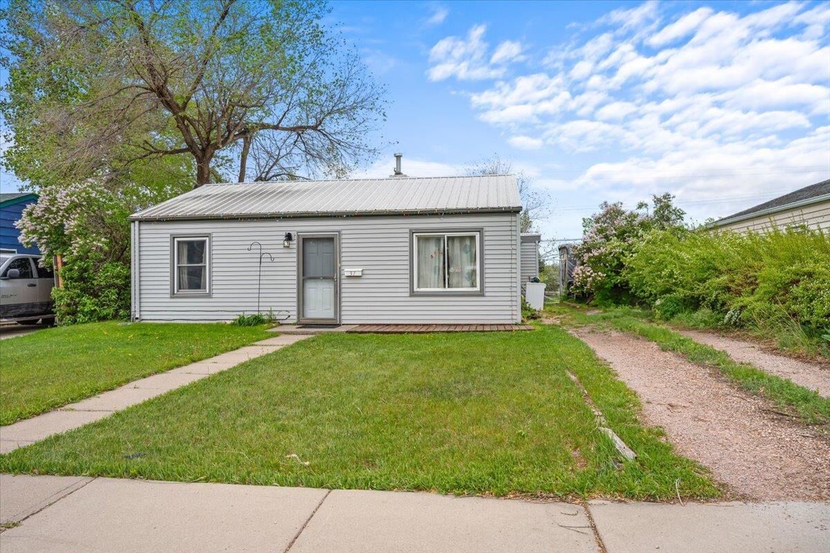 Property Photo: 37 St. Andrew Street SD 57701