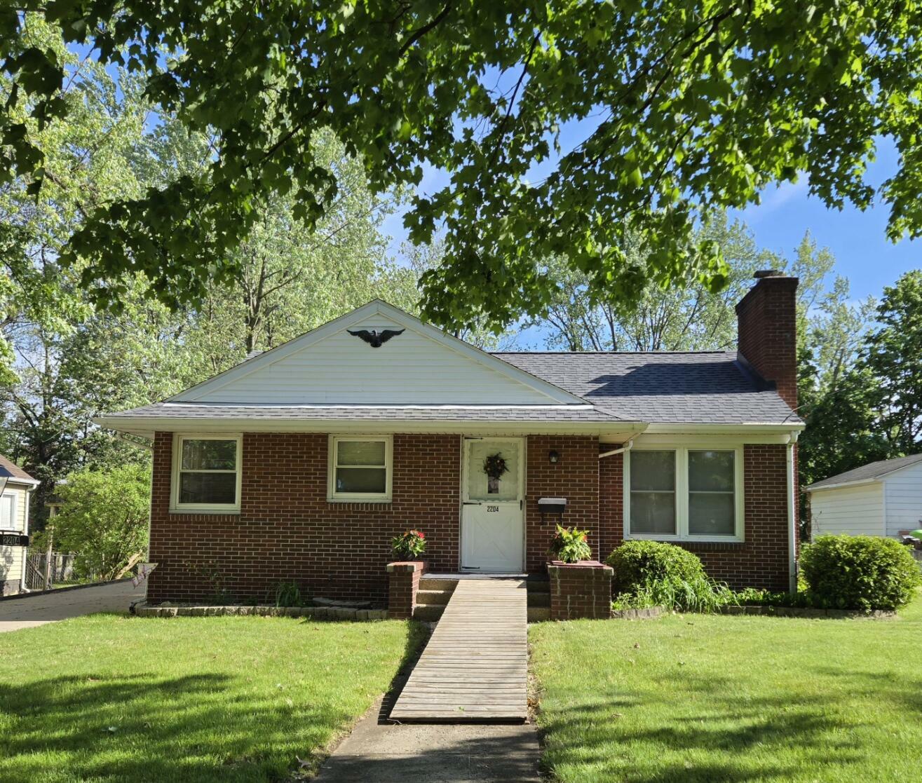 Property Photo: 2204 Lakeway Avenue MI 49001